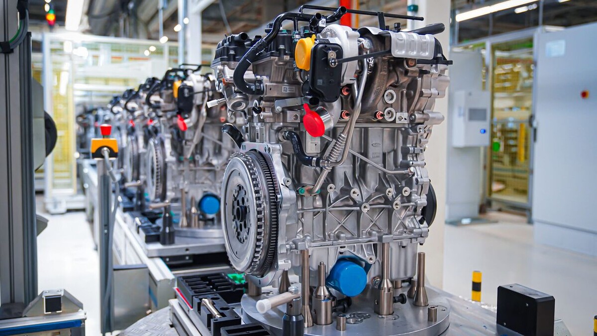    Двигатели. Фото пресс-служба АГР