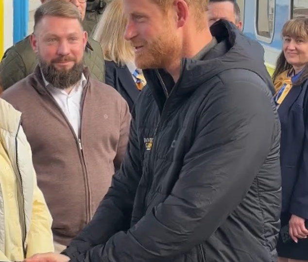 Принц Гарри неожиданно прибыл на Украину и не просто так