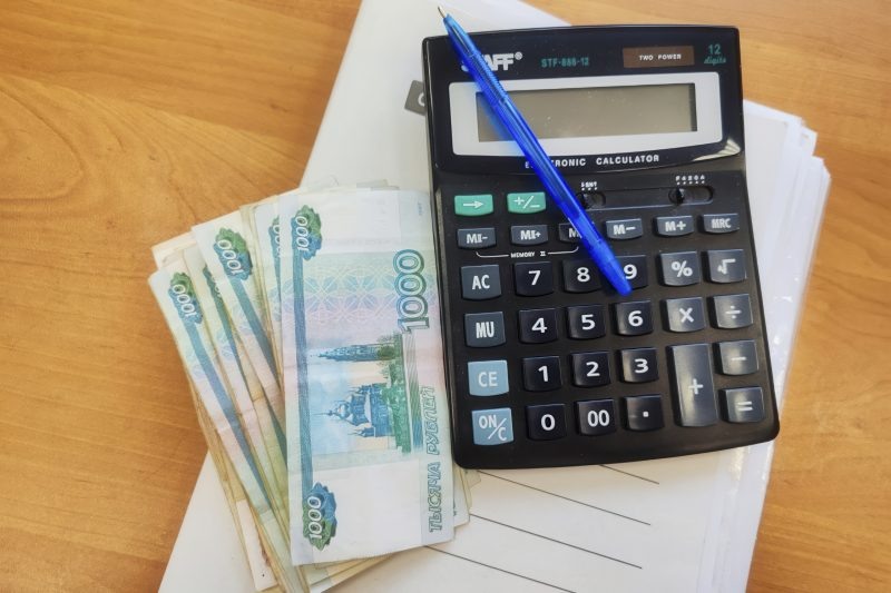 Курсы по бровям для курянки обернулись судом