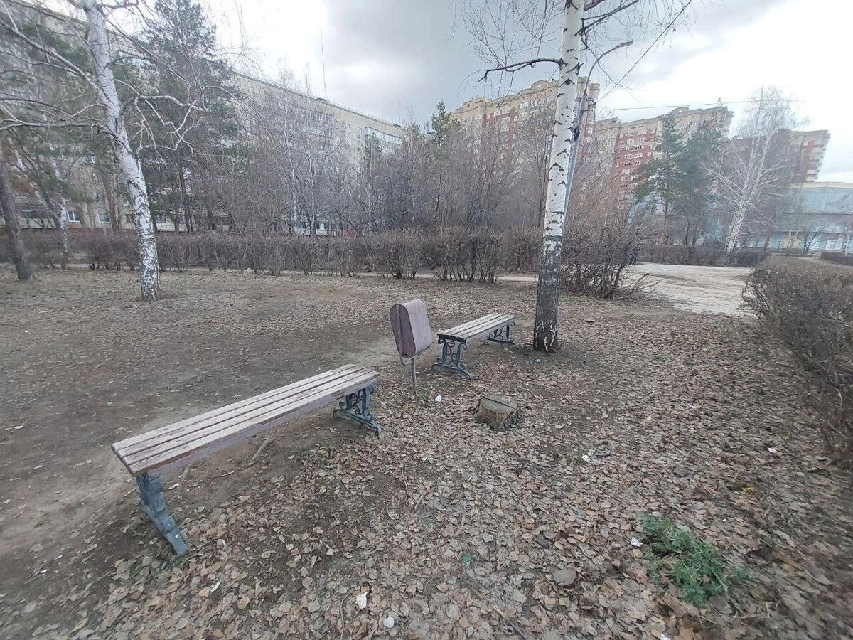    Как выглядел сквер в начале месяца   56orb.ru