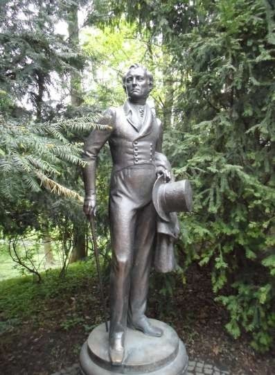 Памятник Ф. И. Тютчеву в Мюнхене. 
