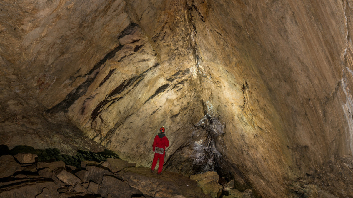 Путешествие к недрам земли. Фото: Сергей Пешков, участник конкурса РГО «Самая красивая страна»