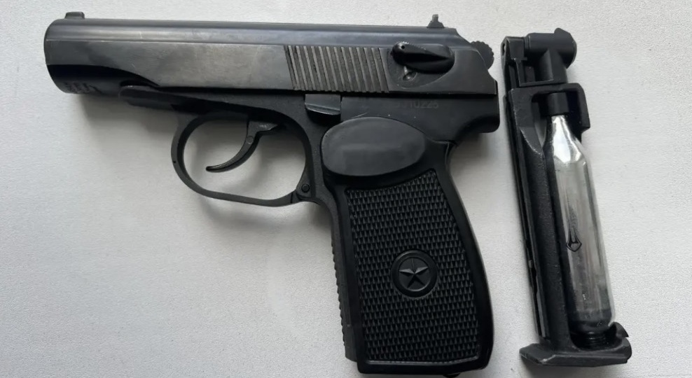 Пистолет принесла на заседание суда жительница Амурской области