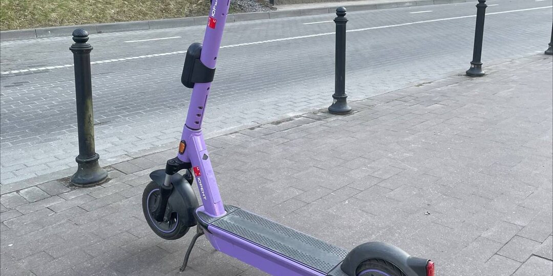 🛴Переломы ключиц и ног: в омском минздраве рассказали о самых распространенных травмах лихих самокатчиков и мотоциклистов