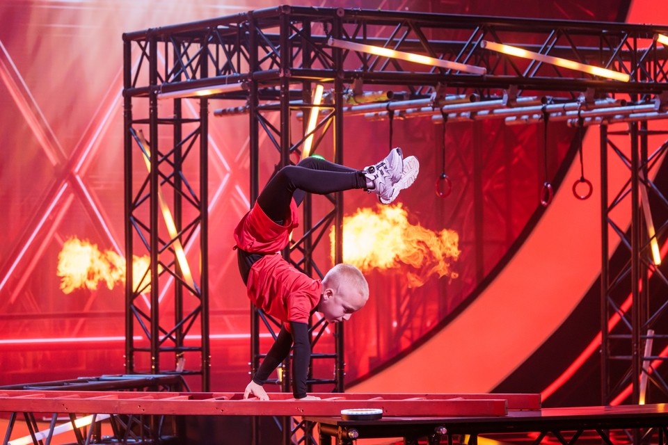    Случай на пляже привел дагестанского мальчика к пяти рекордам России и съемкам на телевидении. Фото: пресс-служба телеканала «Россия»