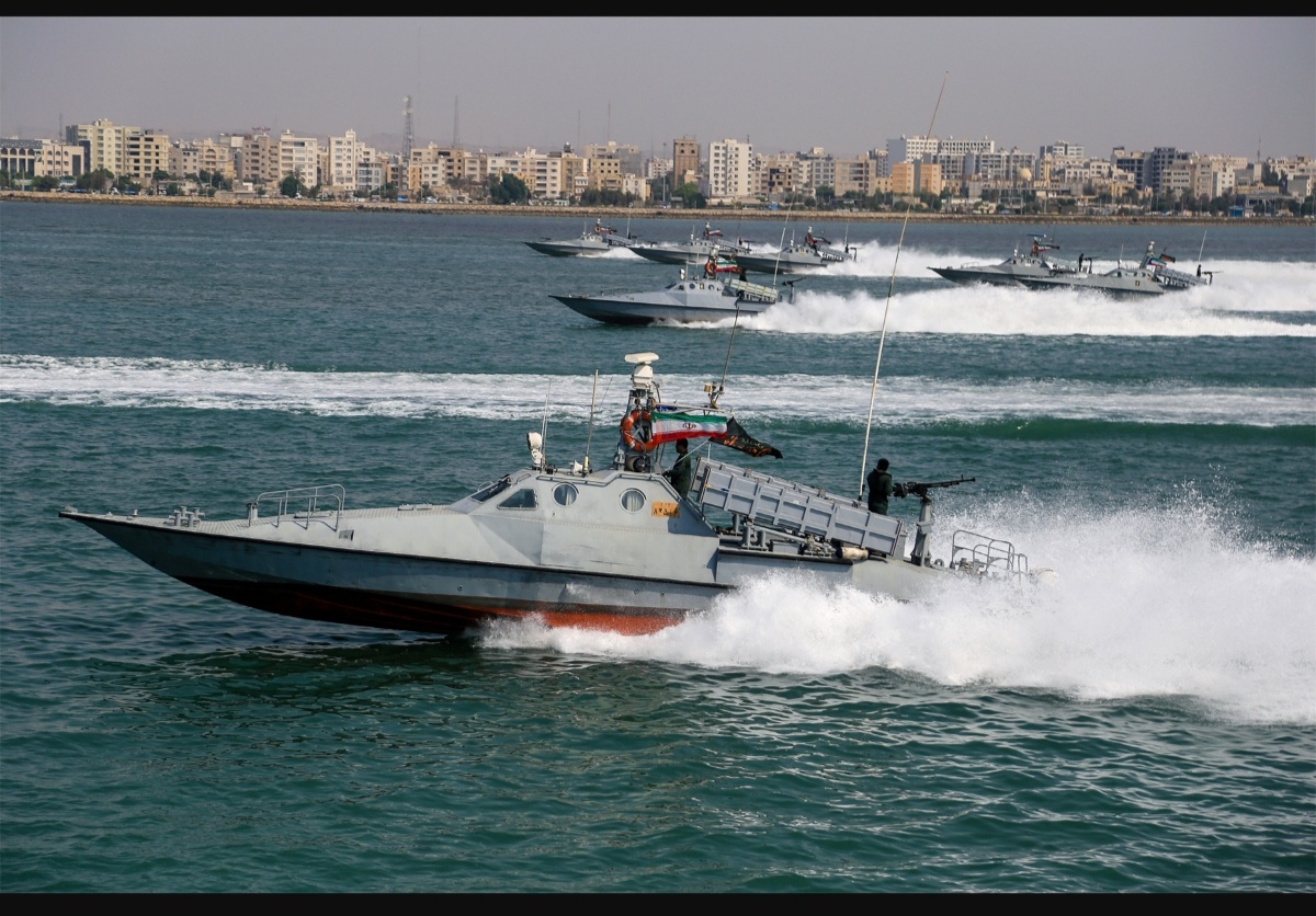 Иранские катера "москитный флот"
