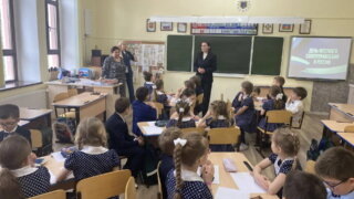 Первоклассники Краснодара узнали о местном самоуправлении