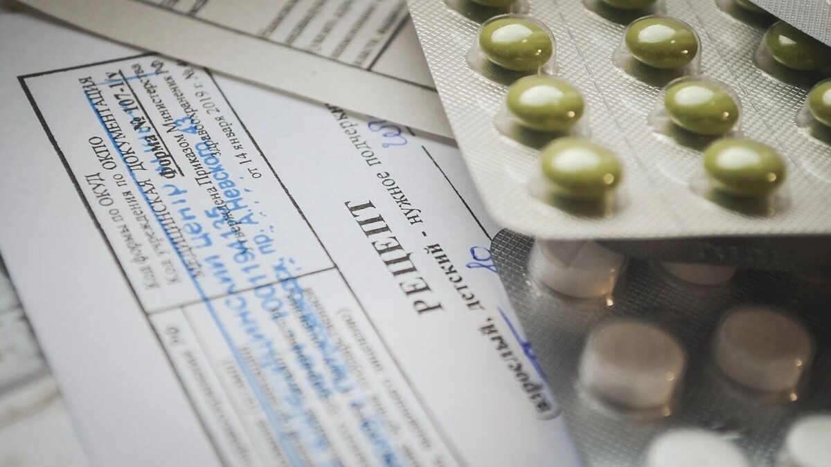    В период магнитных бурь люди жалуются на головную боль и слабость   1MI