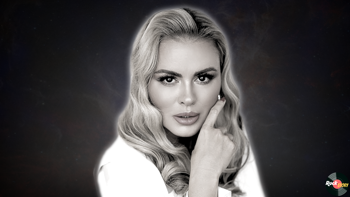 На фотографии: Анна Семенович