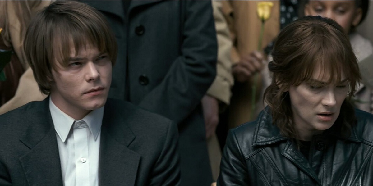 Кадр из фильма Очень странные дела