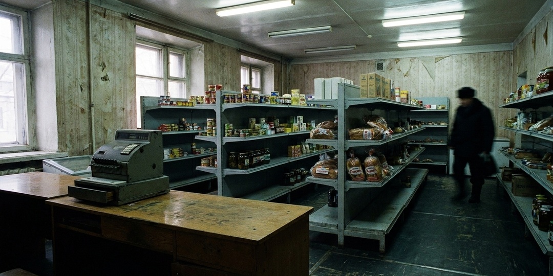 «Хорошо, что я его не разорила»: Алёна Хмельницкая призналась, как работала продавцом в 90-е