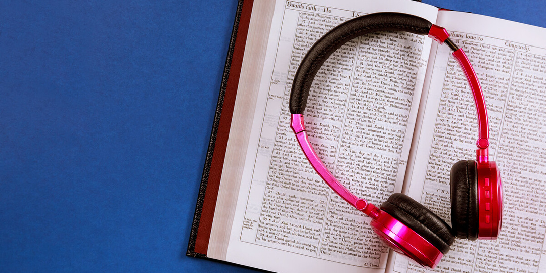 Театр одного актера: 30 аудиокниг, которые понравятся даже тем, кто их не любит (Часть 2)