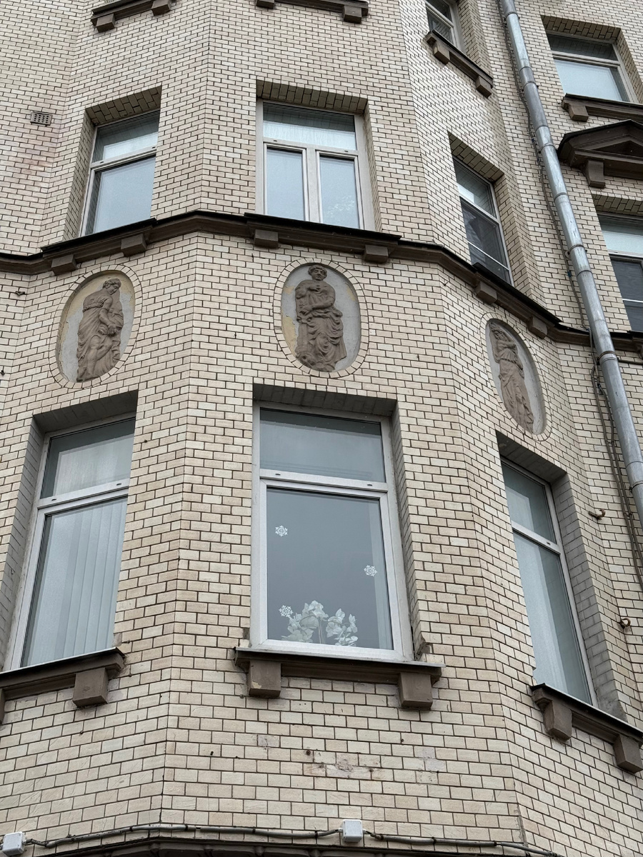 Фото автора канала. Доходный дом В.А. Бони.