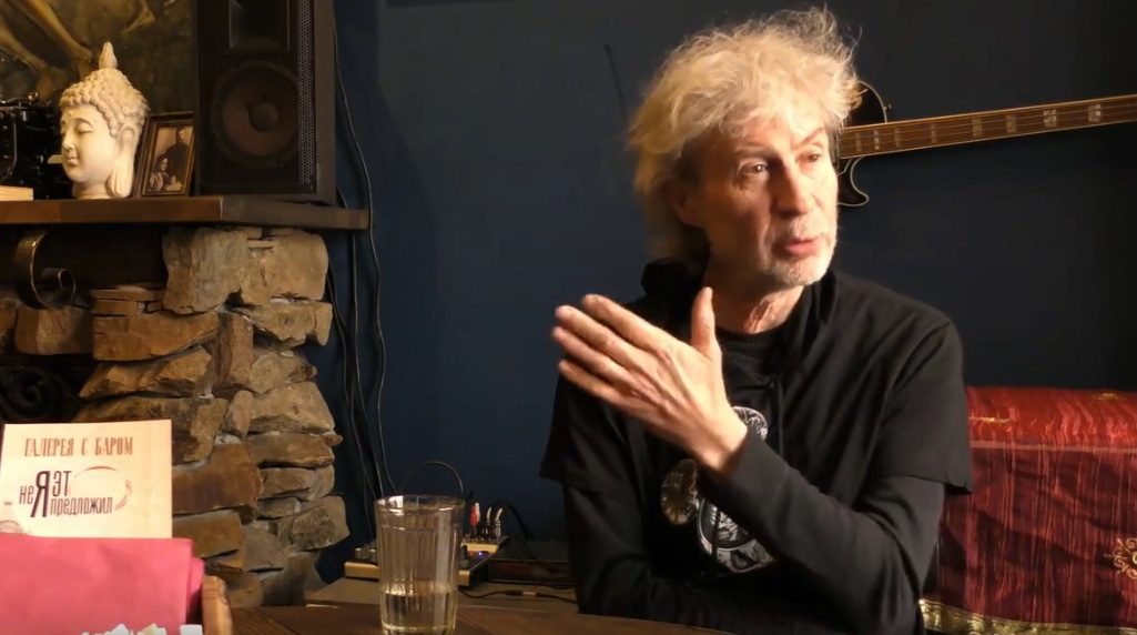 Вячеслав Мизин – художник, архитектор, участник арт-группы «Синие носы» и проекта «Мифы Сибири». Галерея "Неяэтопредложил", Новосибирск. Интервью для "Машбюро"