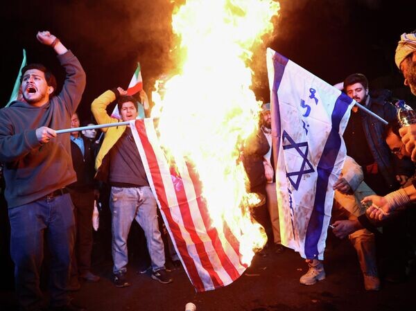    © REUTERS / Majid-Asgaripour