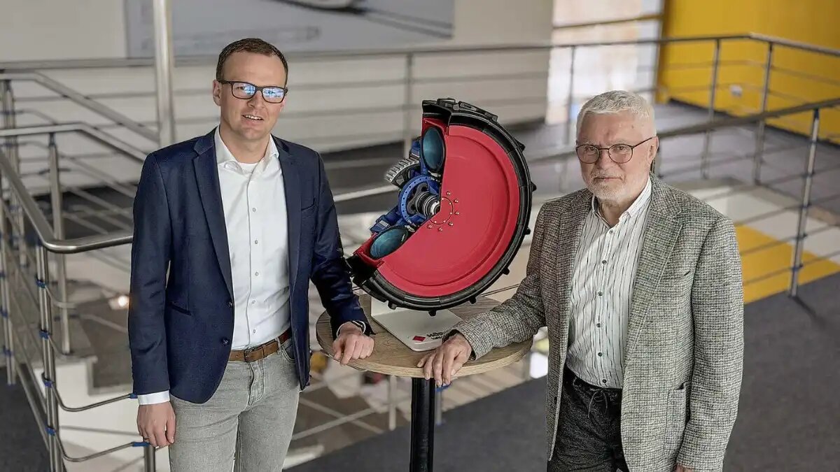 Фото: © HÖRMANN Vehicle Engineering
В Германии придумали как поместить хранилище водорода в заднее колесо трактора