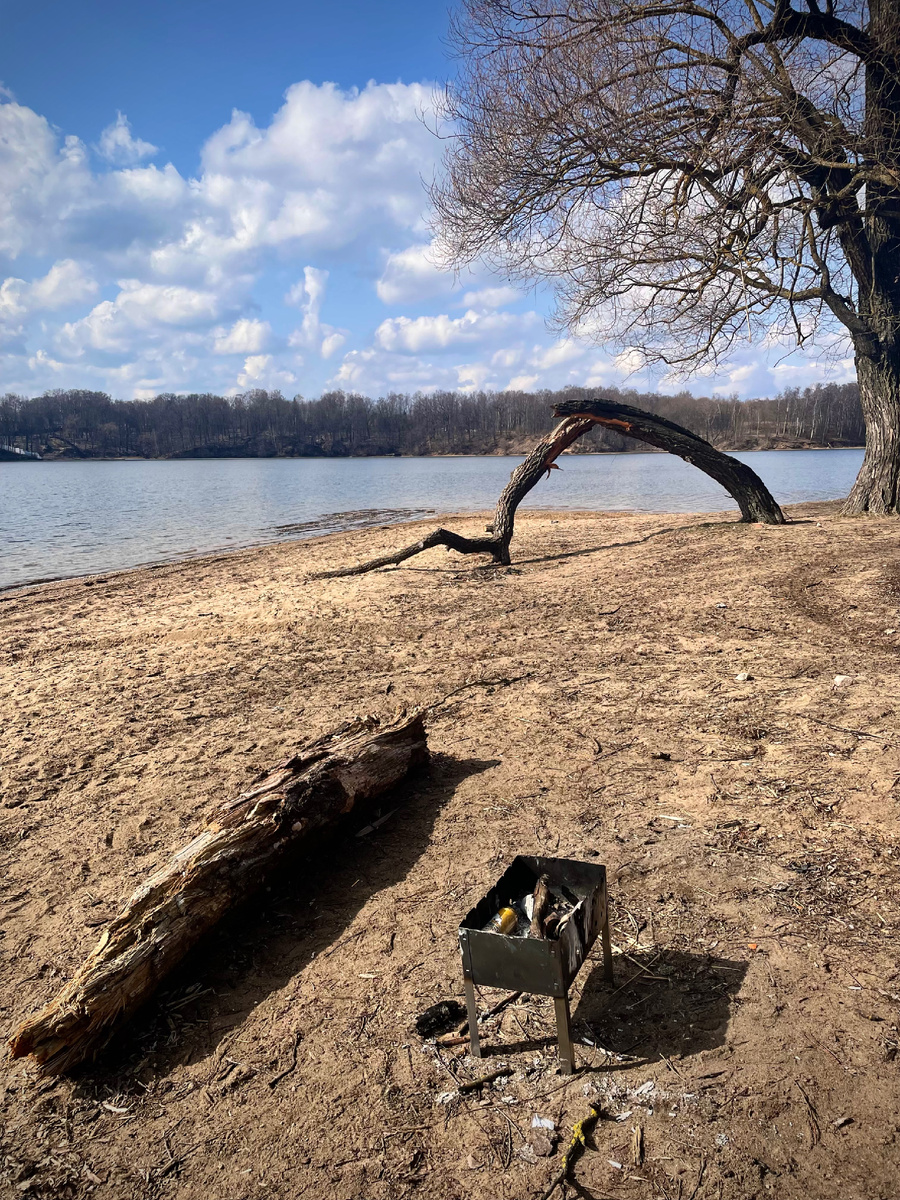 Люблю это место: летом полно народу, а весной и осенью самое то!