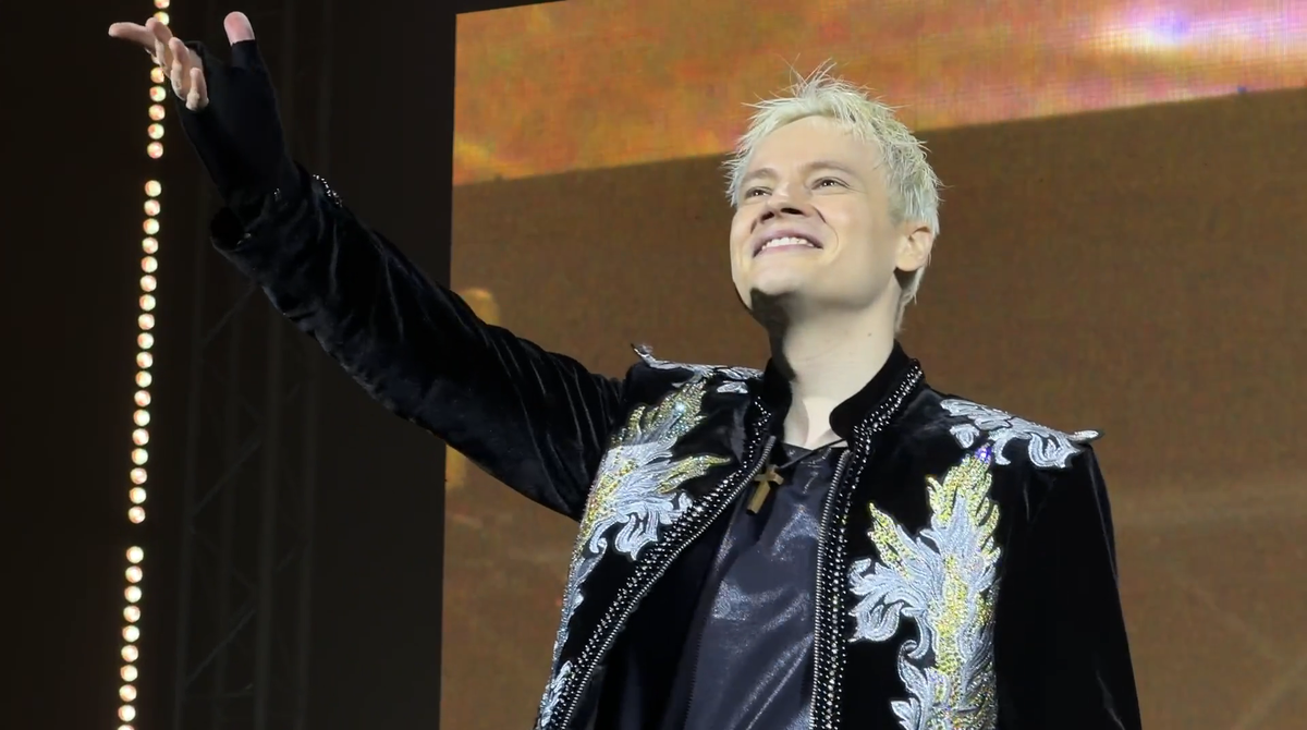 SHAMAN на сцене.