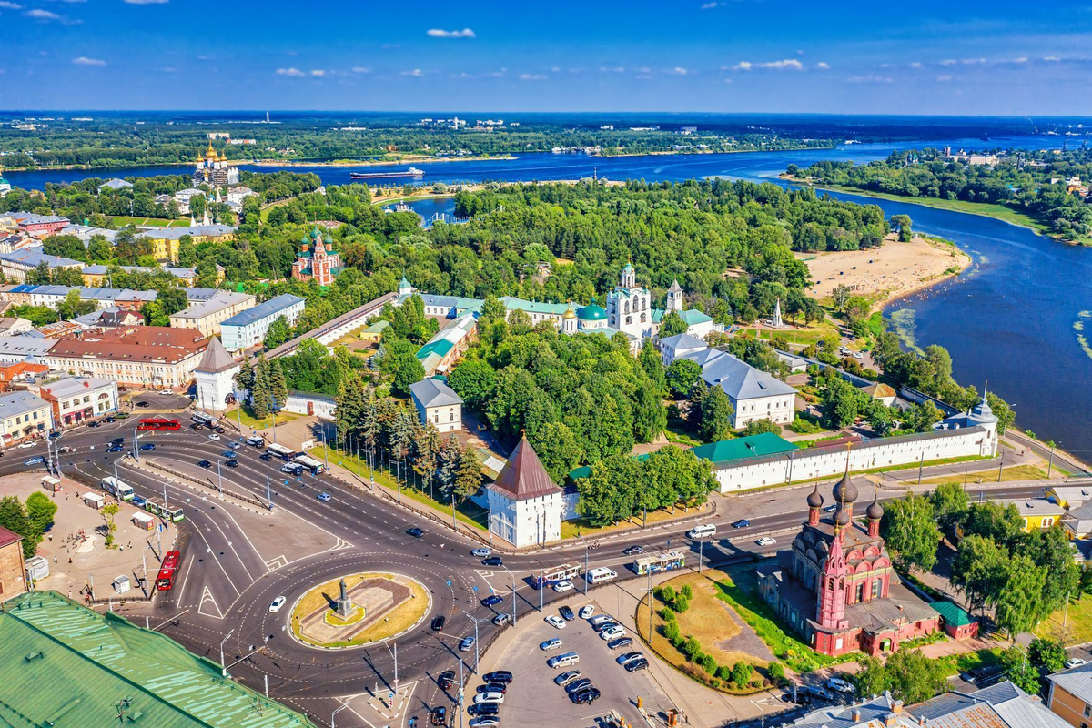Фото с сайта https://www.pac.ru/guide/russia/golden-ring/yaroslavl/. Взято с Яндекс.Картинки