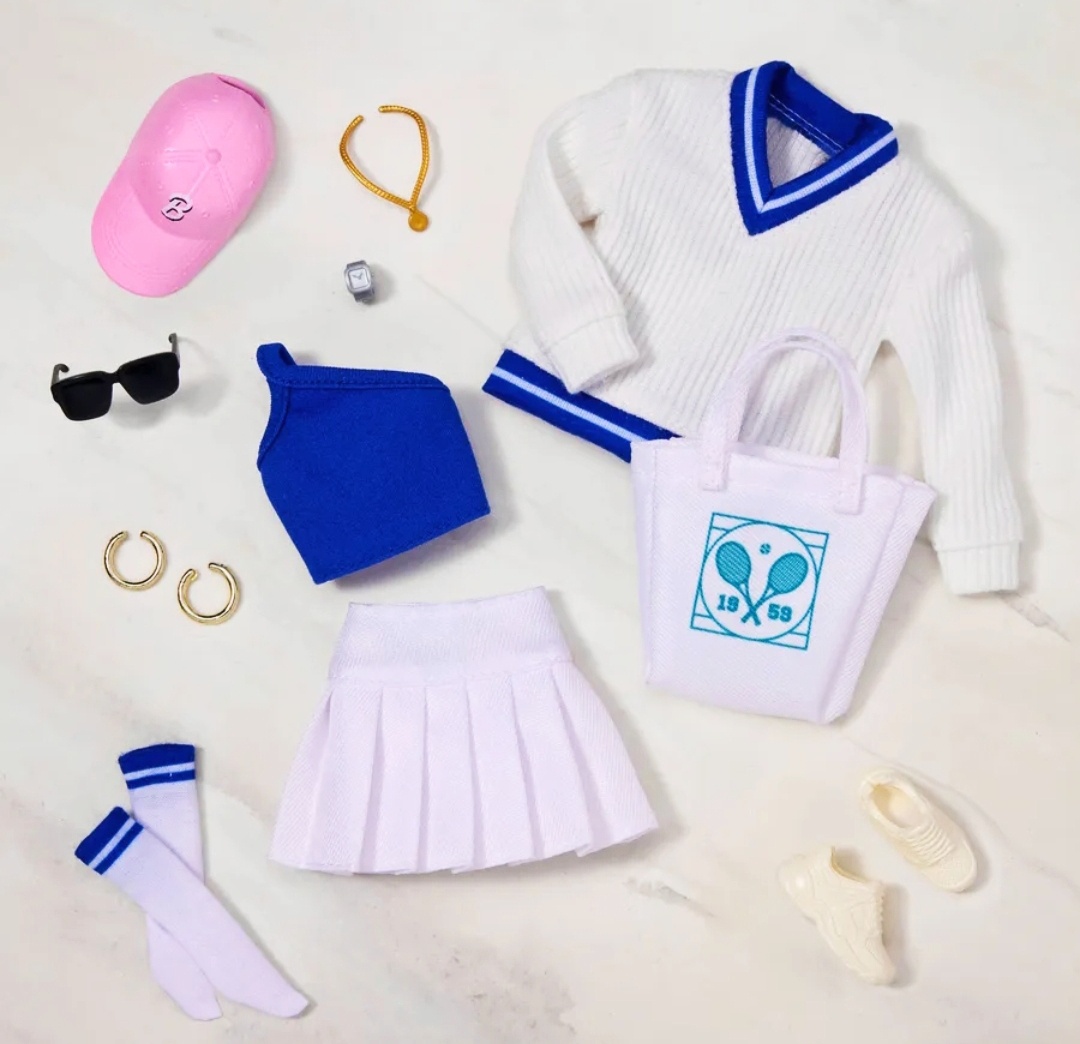 Набор одежды и аксессуаров от @BarbieStyle. Изображение из открытых источников.