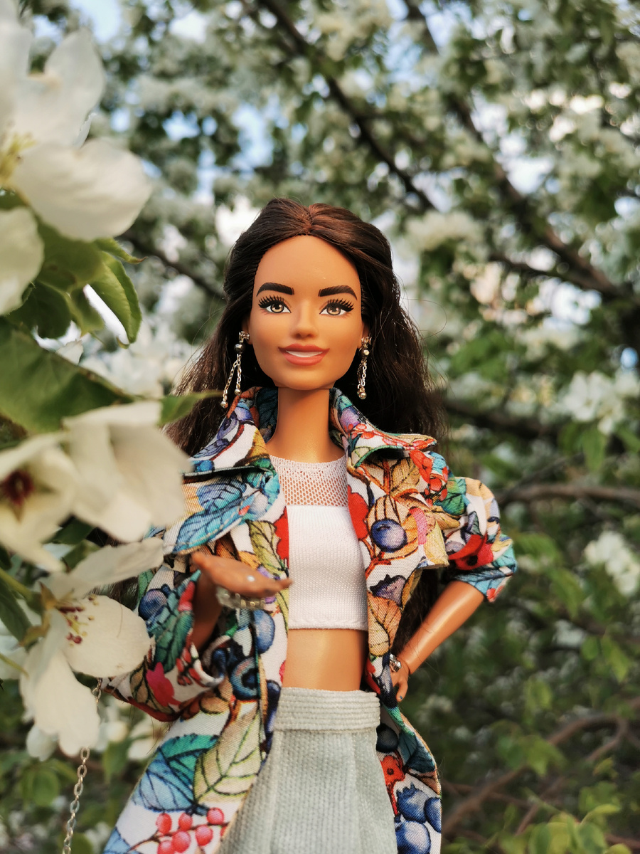 Barbie fashionistas 182 на стандартном теле МТМ