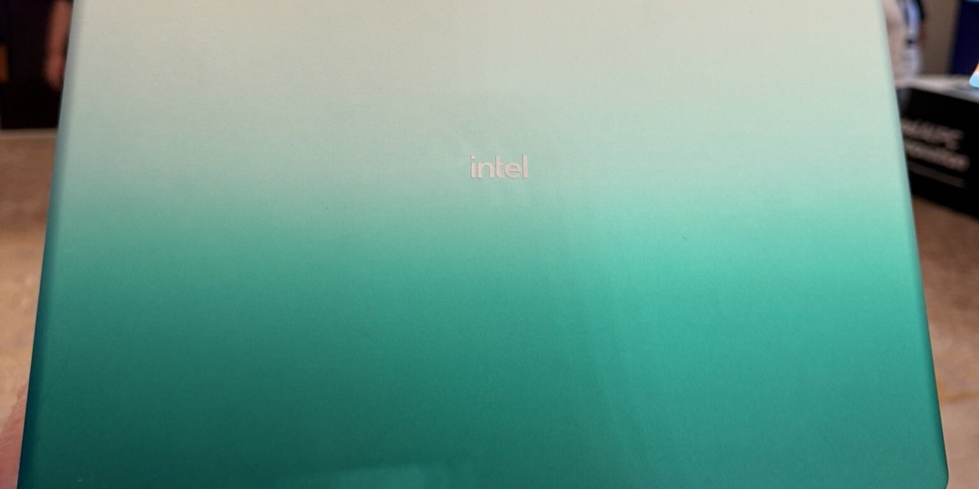 Intel показала соперника MacBook Neo