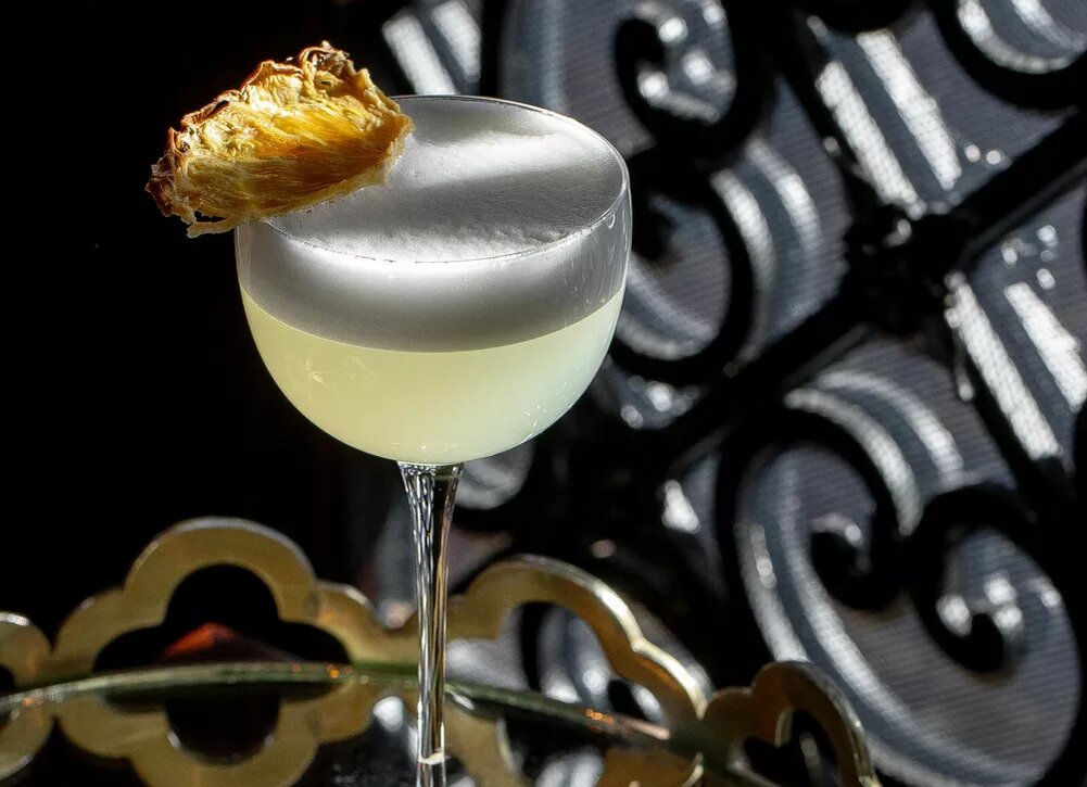    Что будете пить? Коктейли-впечатления, коктейли-маски и космический кофе