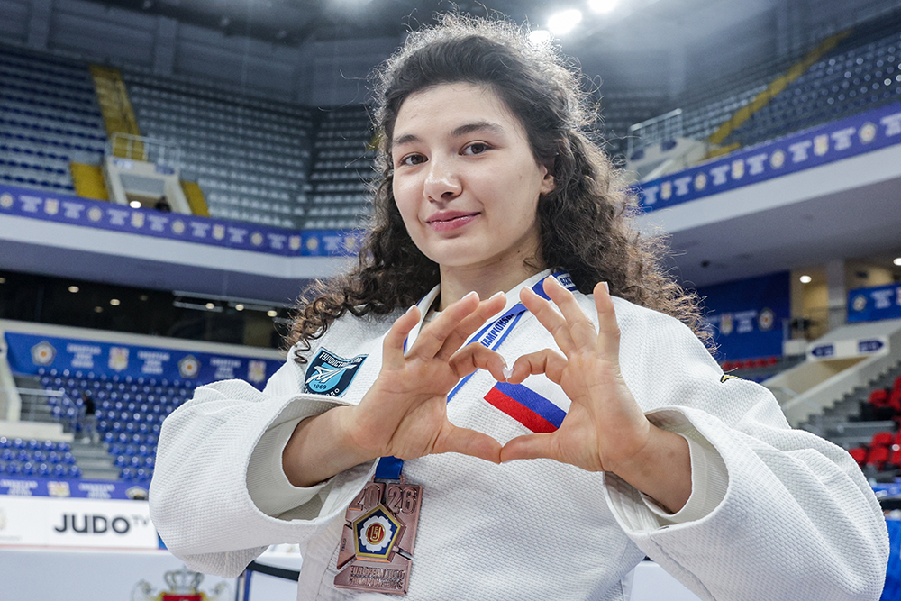    В Тбилиси Мадина Таймазова завоевала бронзовую медаль, хотя, конечно, рассчитывала на большее. / Михаил Синицын/ТАСС