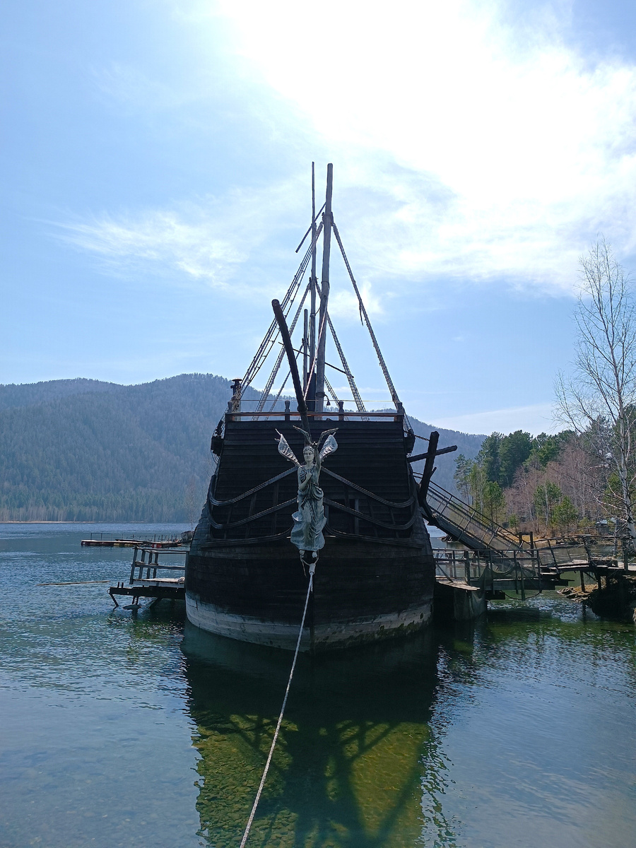 Чёрная жемчужина. Фото автора.