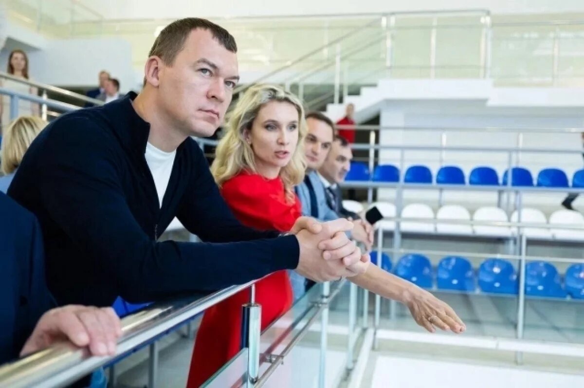    Дегтярев поздравил смоленский ХК «Славутич» с выходом в финал