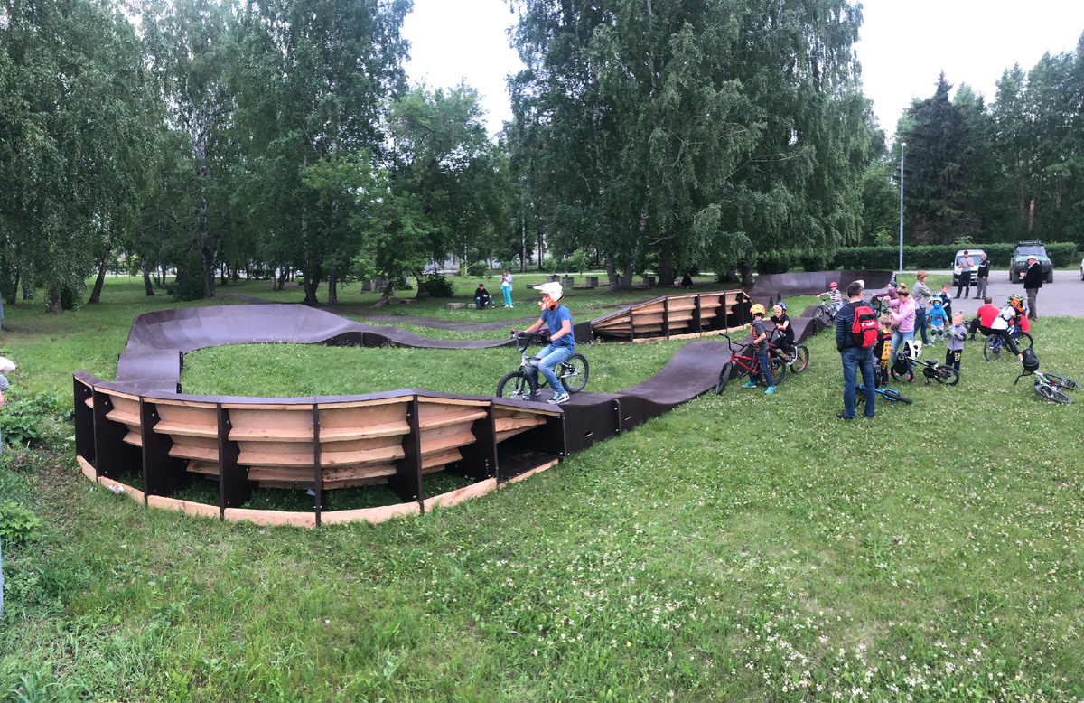 Модульный памп-трек всегда пользуется популярностью у малышей