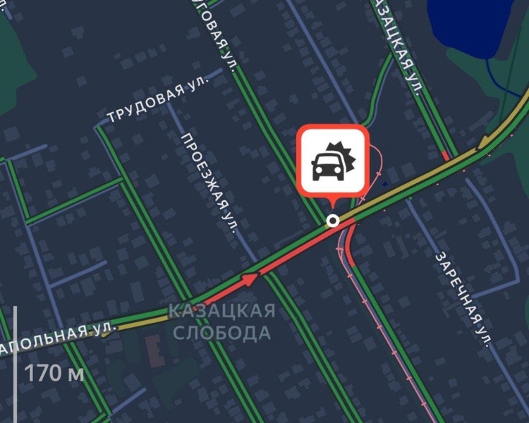     В Курске из-за ДТП на Запольной образовалась пробка