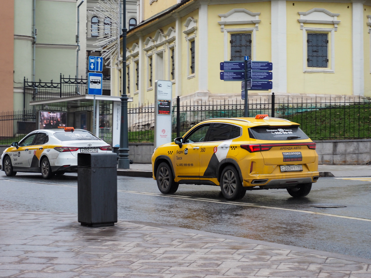 Нижегородские депутаты не могут договориться о цвете городского такси.  Фото: ФедералПресс / Антон Федулов
