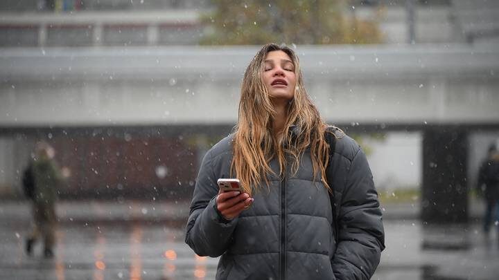 Слабые заморозки и мокрый снег пообещали москвичам в ночь на 24 апреля