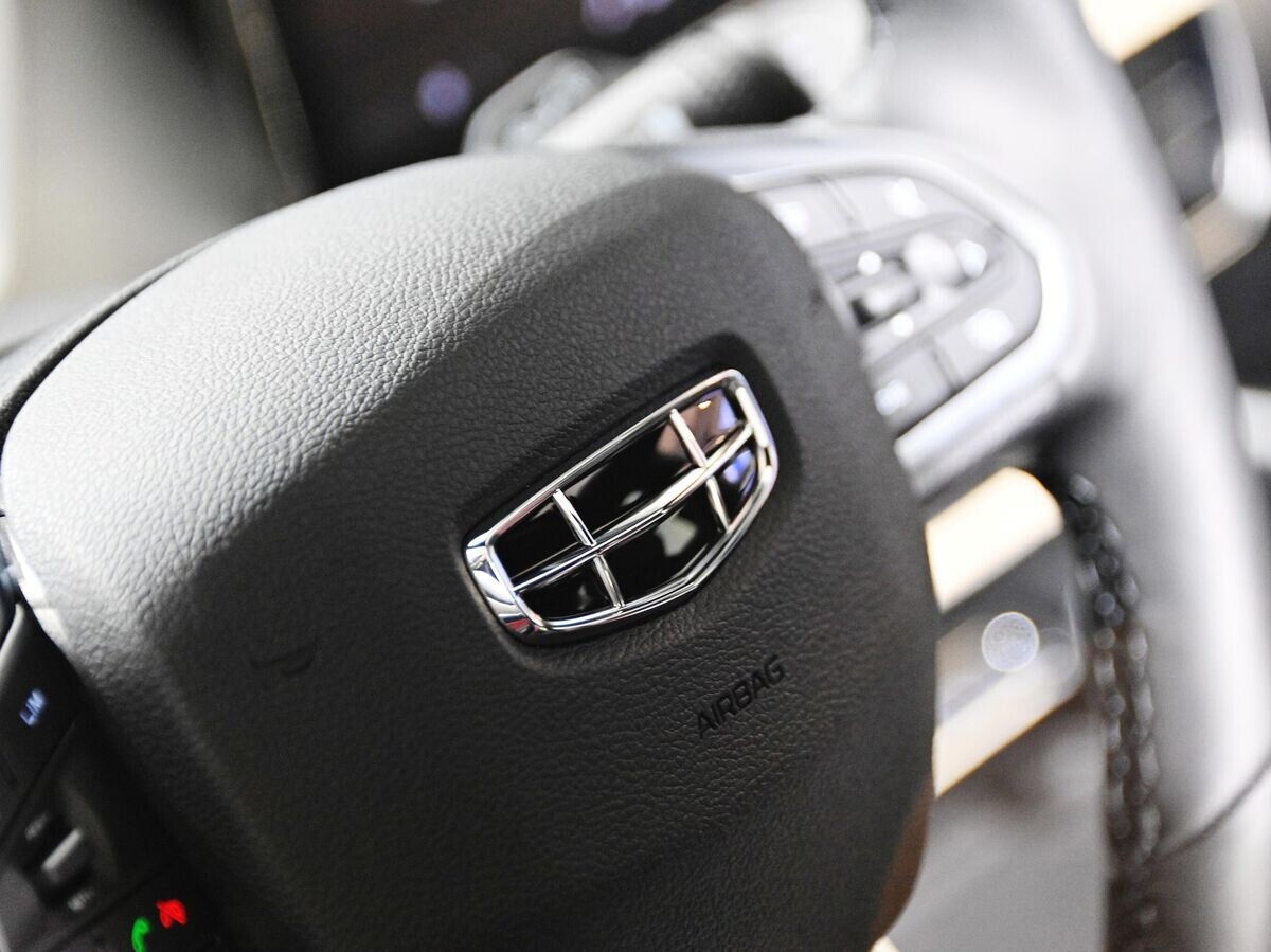    Руль в автомобиле Geely в официальном дилерском центре Geely "АвтоСпецЦентр" в Москве | © РИА Новости / Евгений Одиноков