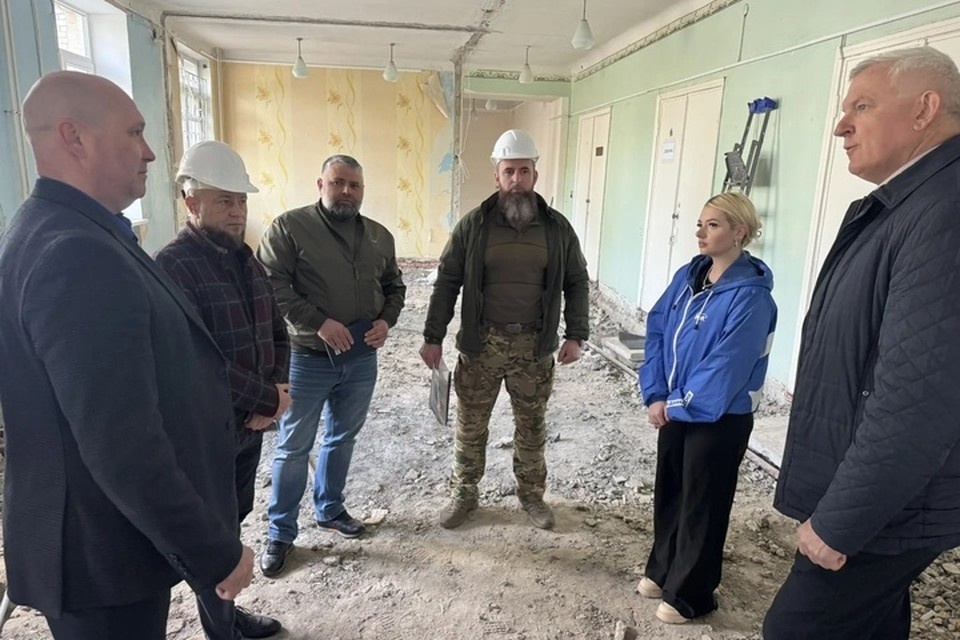    В Краснодоне идет капремонт детской школы искусств Валерия РАЗИНА