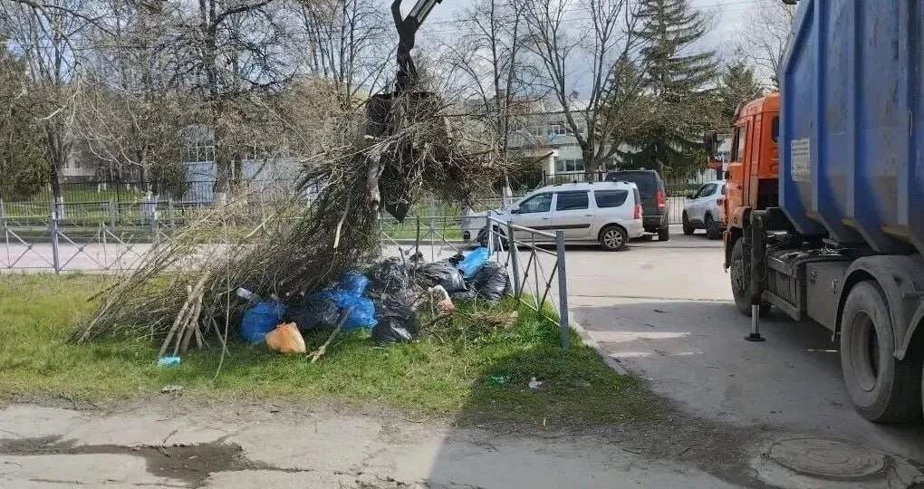 Около 24 кубов мусора вывезли в Сеймском округе Курска