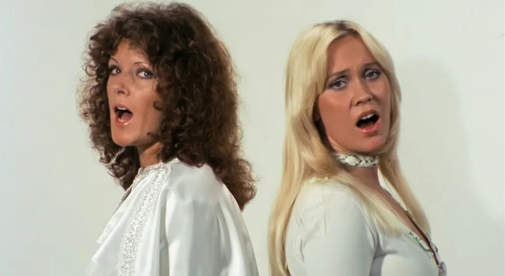 «Mamma Mia!» - весёлая песня от ABBA с грустным текстом