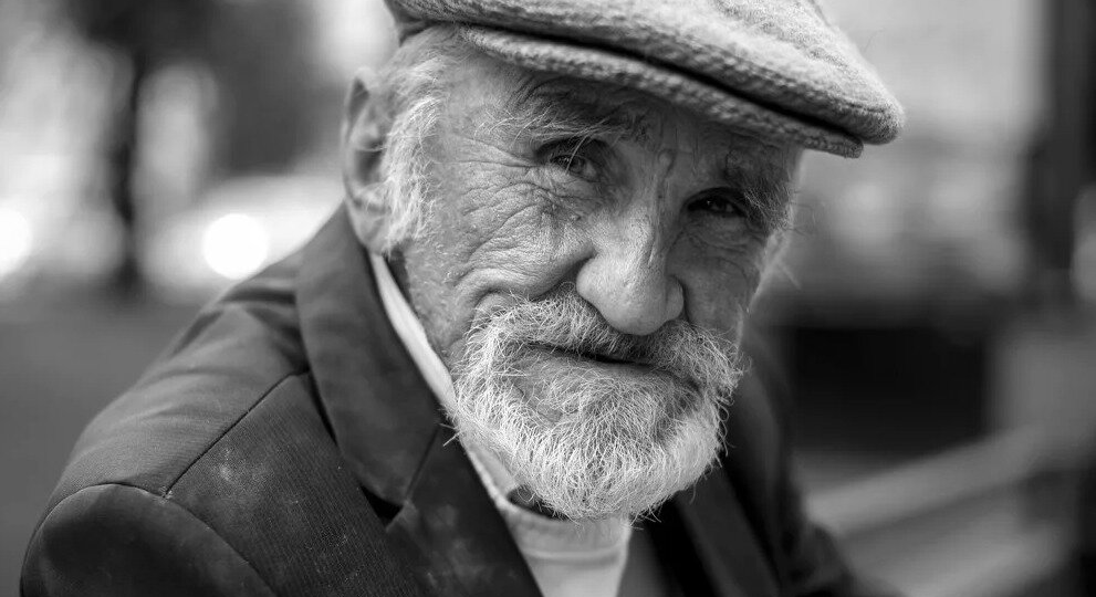 Законы старости, которые понимают слишком поздно: 3 пронзительных мысли от Петра Матфеева для тех, кому за 50