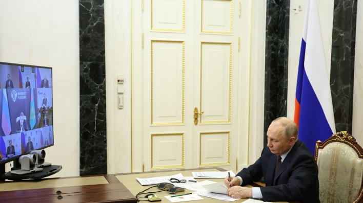 Путин объяснил, почему отключают интернет