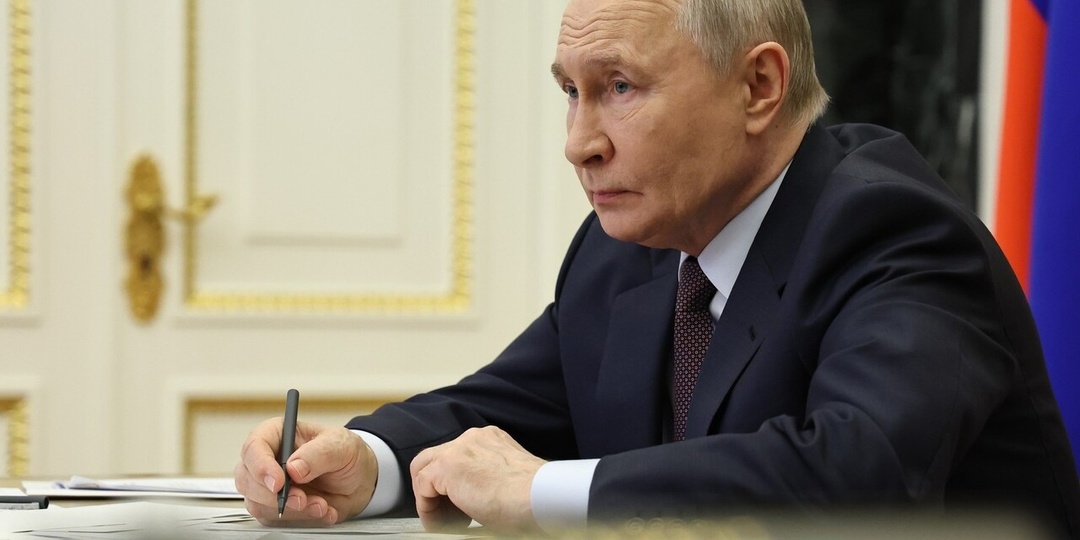 Путин впервые прокомментировал ограничения работы интернета в России