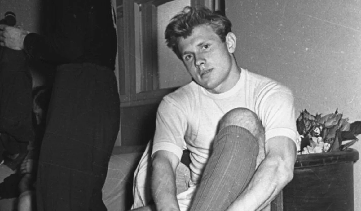 Э. Стрельцов в реальной жизни