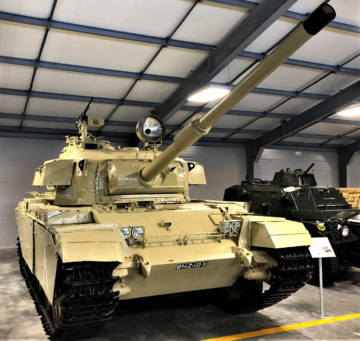 SHOT KAL ( доработанный британский CENTURION) в экспозиции Технического Центра Парка "Патриот" в подмосковной Кубинке.