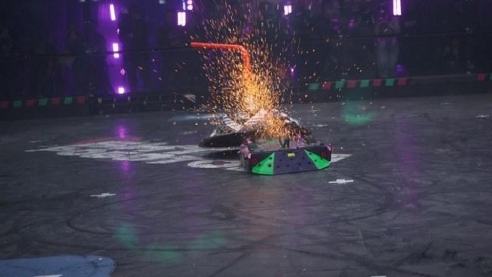 На Урале продлили прием заявок на поединок роботов