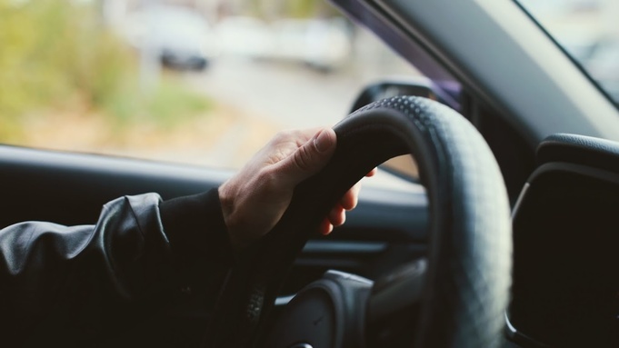 В Алтайском крае после наезда водитель бросил умирающую женщину и уехал