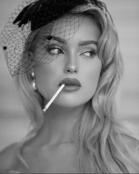 Почему к 40 годам люди остаются одни — и дело не в «плохих партнёрах»