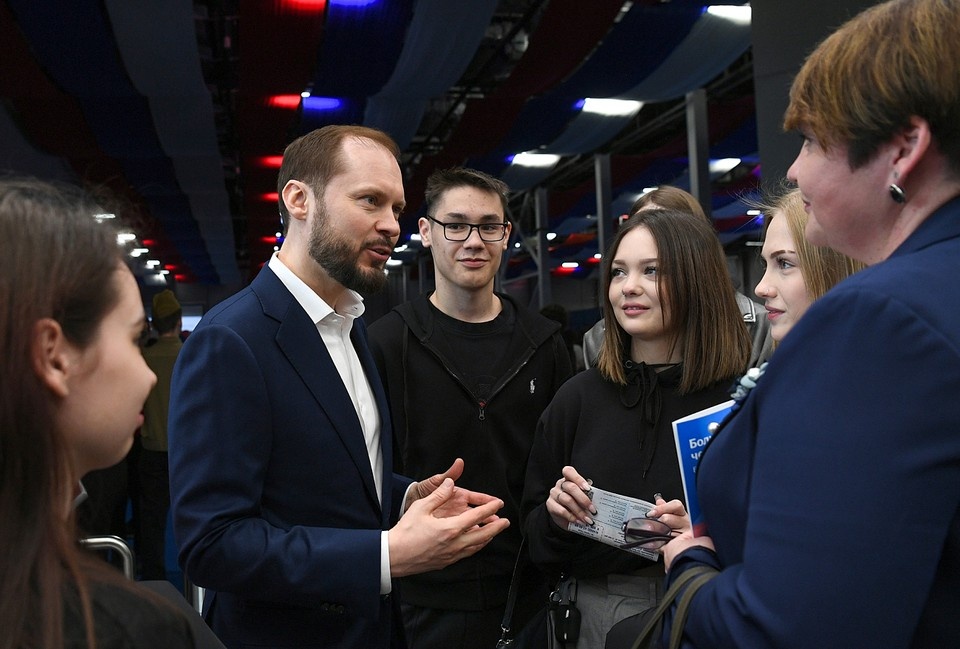    Глава региона на молодежном форуме в феврале. ПТО