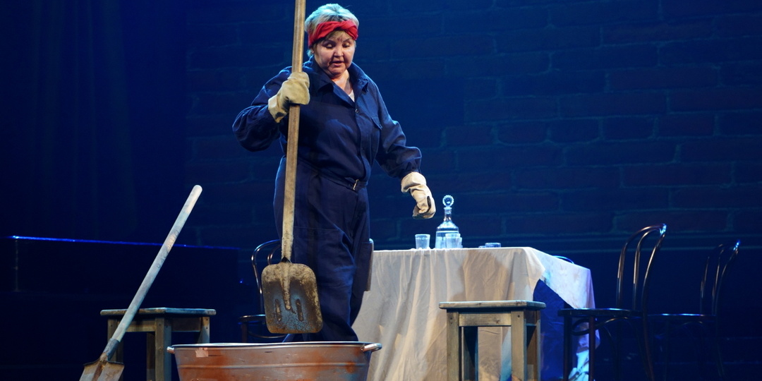 Депутаты ЗакСа вновь выйдут на театральную сцену