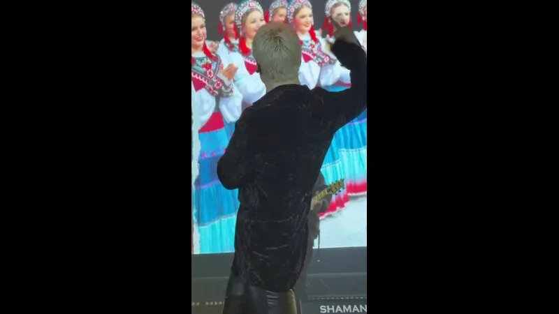 Фото из открытых источников. Шаман на концерте в Самаре