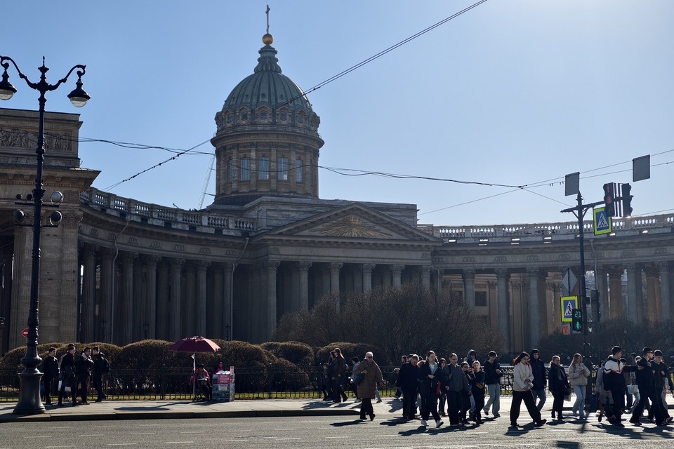    Петербург понравился известному итальянскому певцу. Алексей БУЛАТОВ